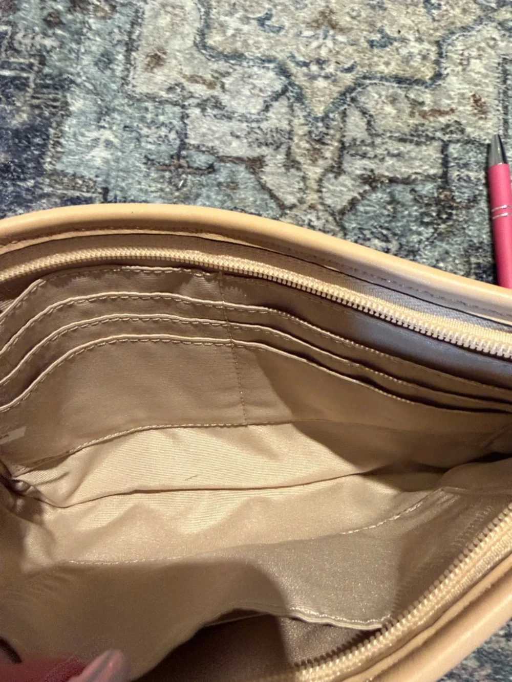 Coach Metallic Silver Wristlet with Beige Trim - Picture 6 of 9